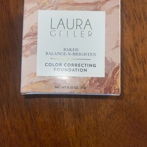 Laura Geller Baked Balance-N-Brighten Foundation - Cream and Brown